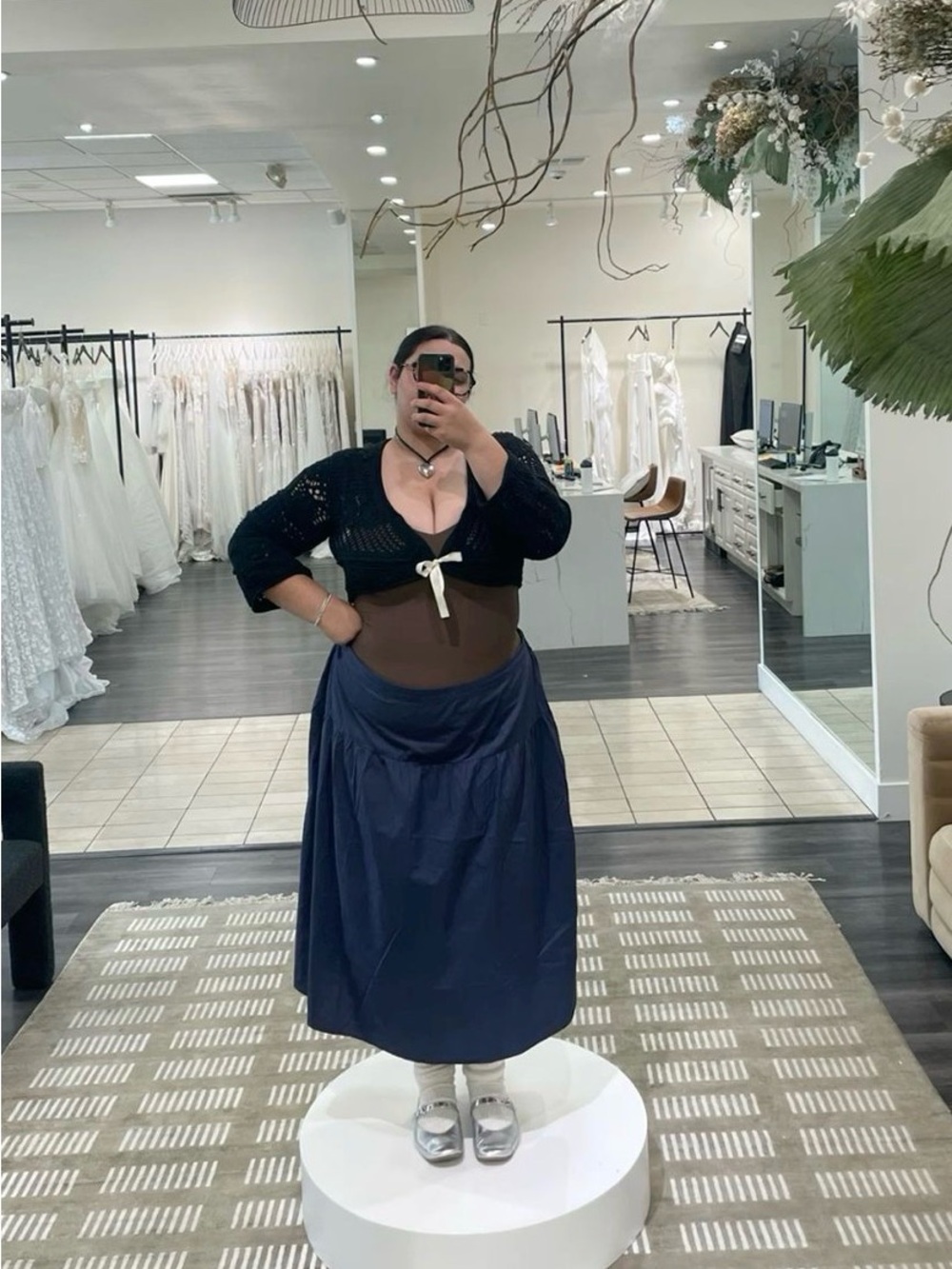 Old Navy Navy Gathered Midi Skirt